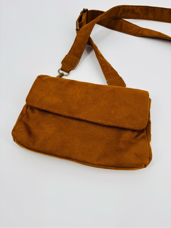 Anthropologie Handbags - Anthropologie brown crossbody